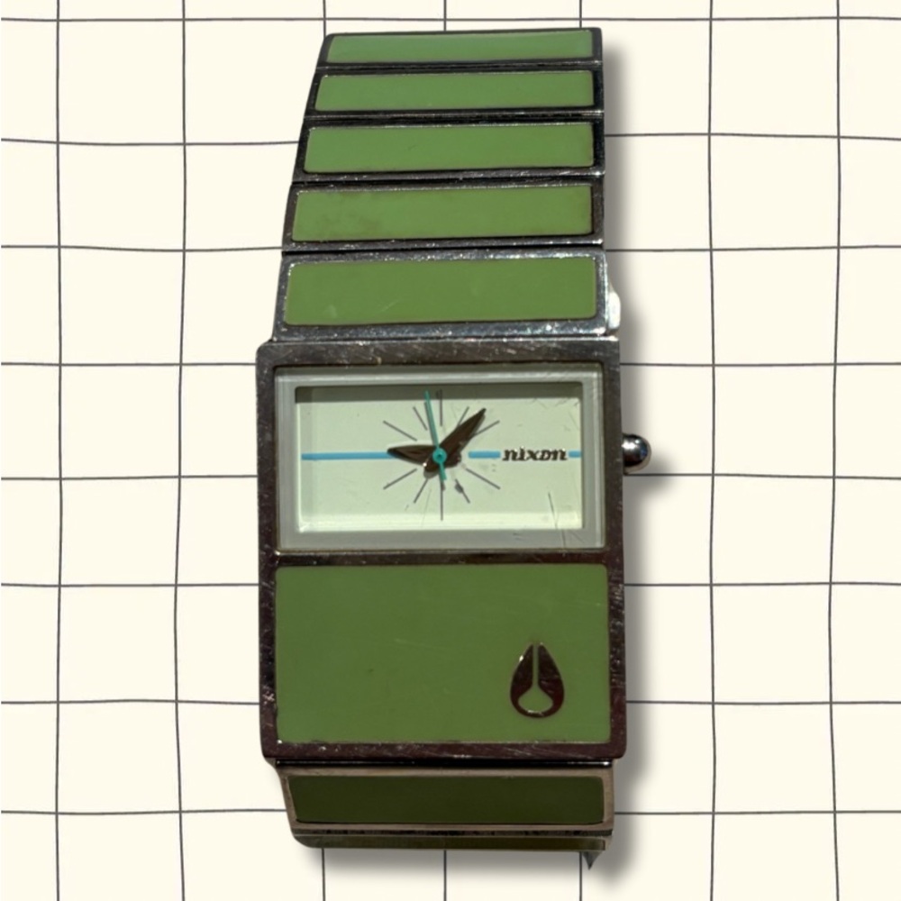 •NIXON•Vintage Mint Max And Relax Chalet Quartz Watch